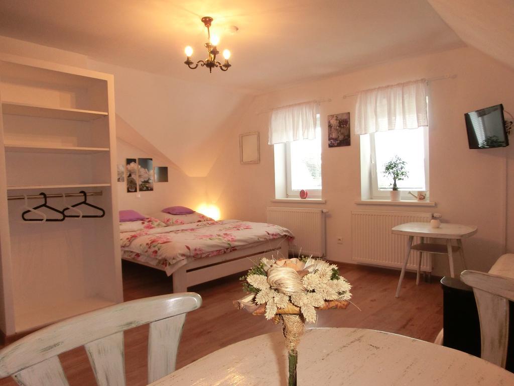 Pension Skalka ลิเบอเรซ ภายนอก รูปภาพ