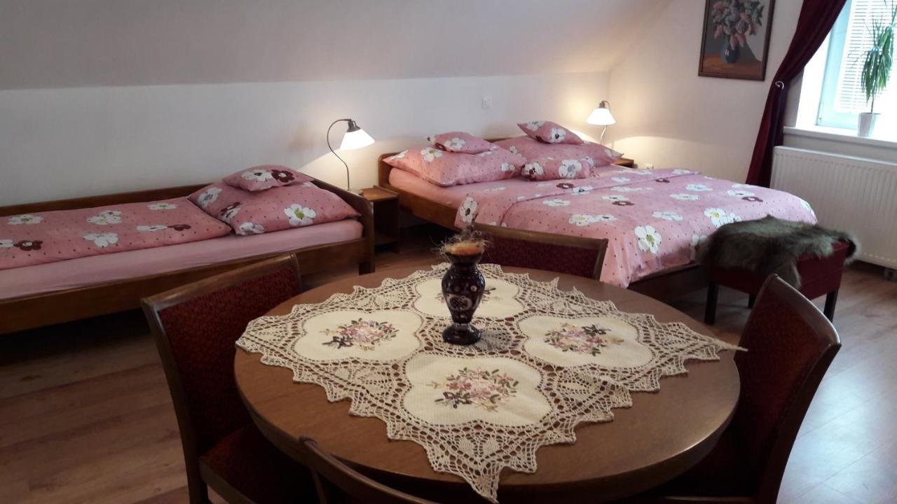 Pension Skalka ลิเบอเรซ ภายนอก รูปภาพ